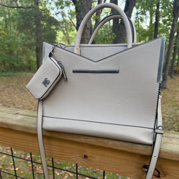 Steve Madden BDYLONN Timeless Taupe Satchel – Chic & Versatile! - Picture 3 of 7